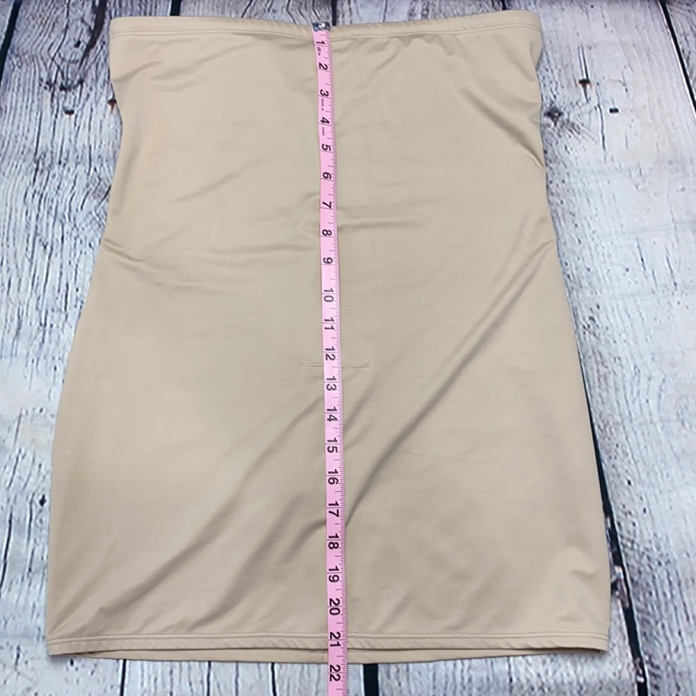 Nude Shapewear/Skirt Size: 2XL - Picture 10 of 17